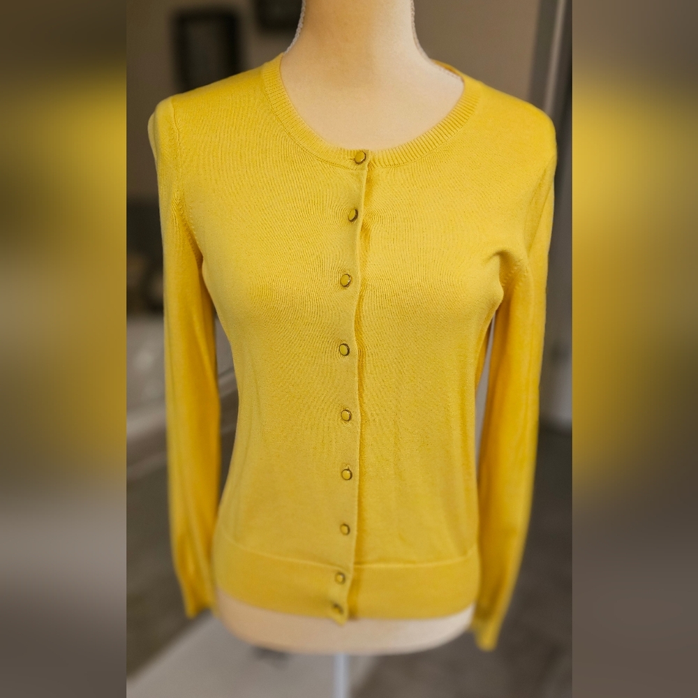 Banana Republic sweater cardigan